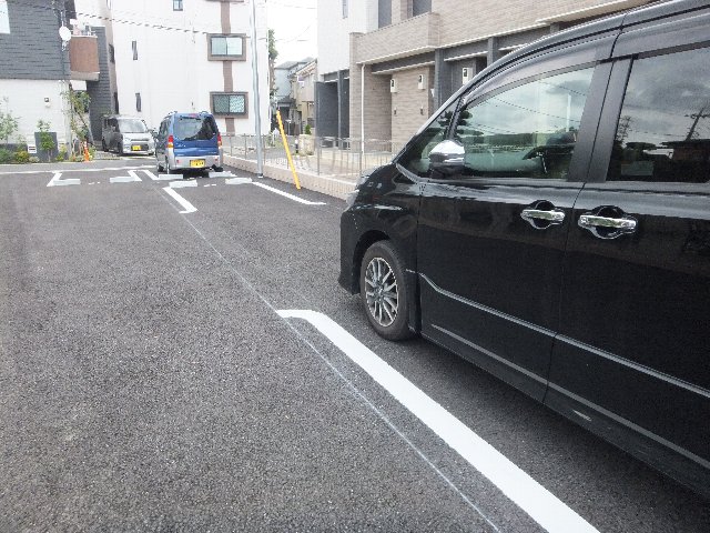 14/23 駐車場