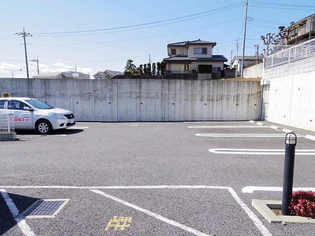 14/20 駐車場