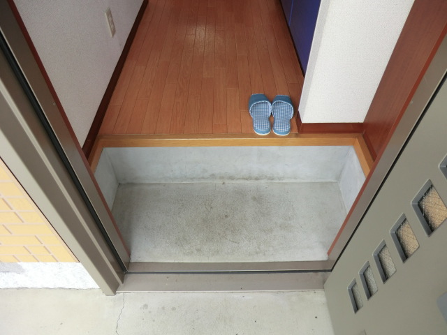 5/19 玄関