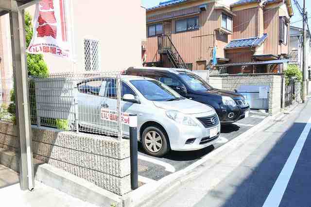 14/20 駐車場