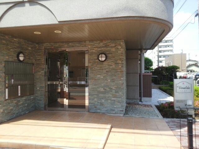 14/22 エントランス