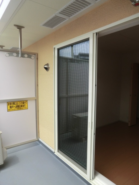 18/27 バルコニー