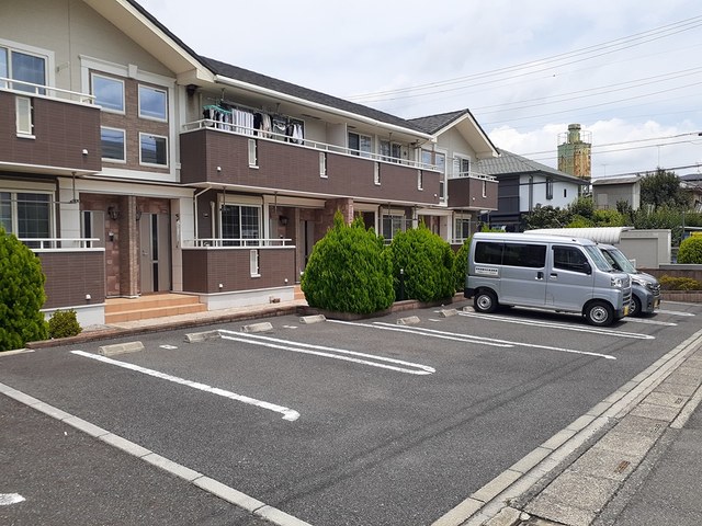 14/20 駐車場