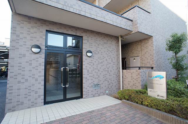 16/25 エントランス