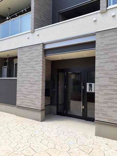 13/20 エントランス