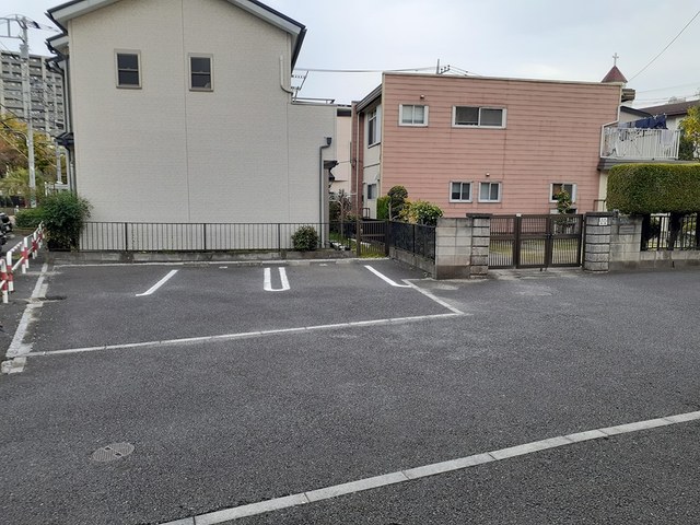 14/22 駐車場