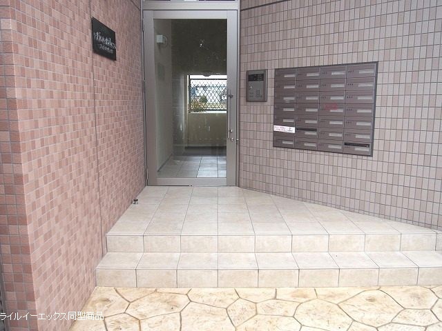 2/8 エントランス
