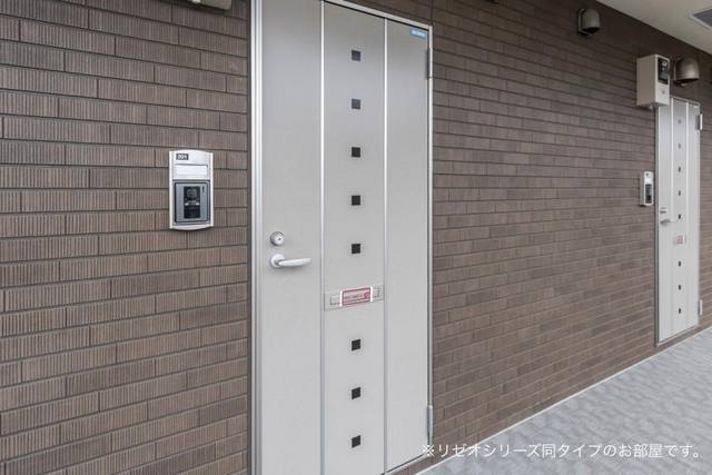 14/20 エントランス