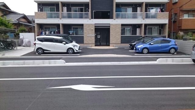 2/8 駐車場