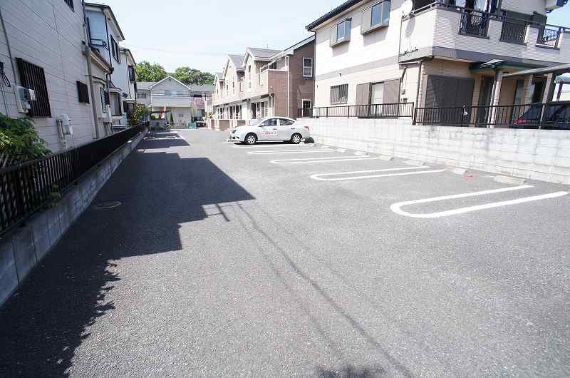 2/11 駐車場