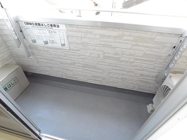 21/30 バルコニー