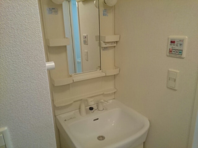 21/30 エントランス