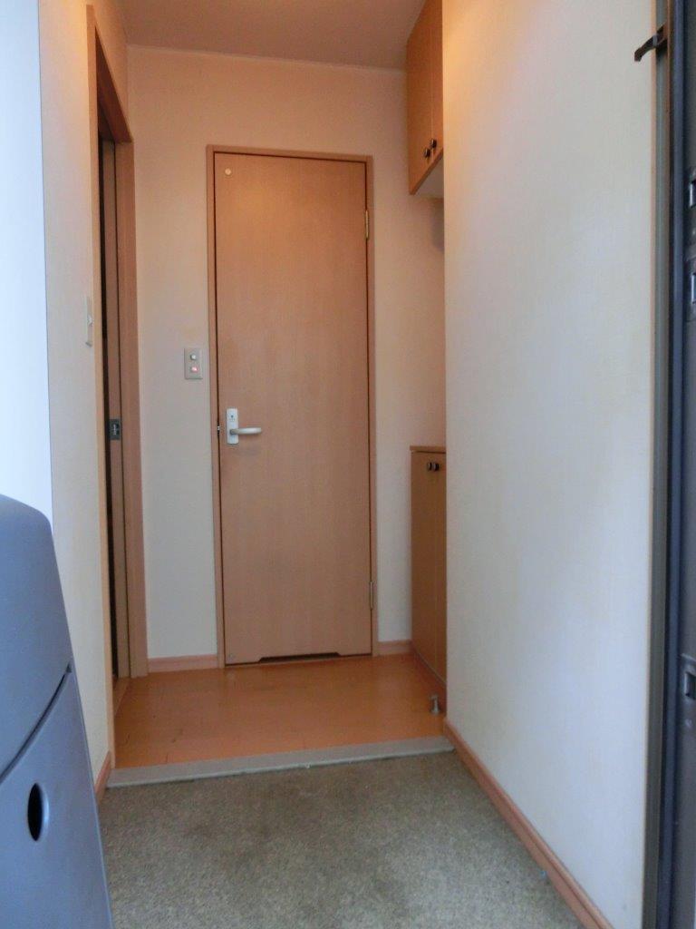 14/18 エントランス