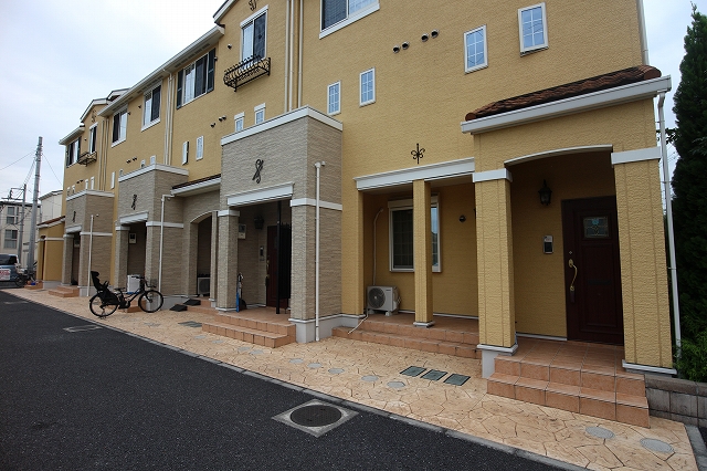 20/27 エントランス