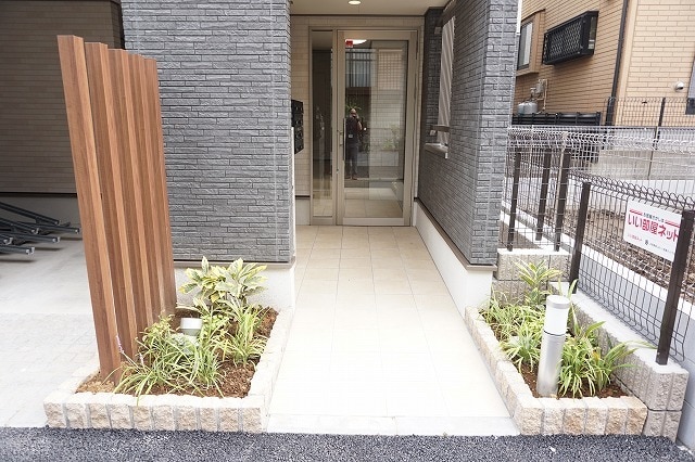 6/10 エントランス