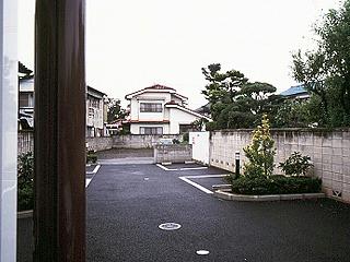 14/14 駐車場