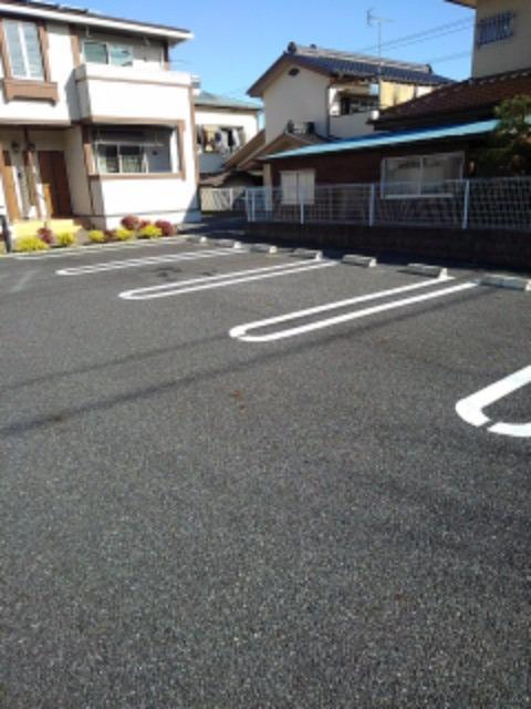 14/20 駐車場