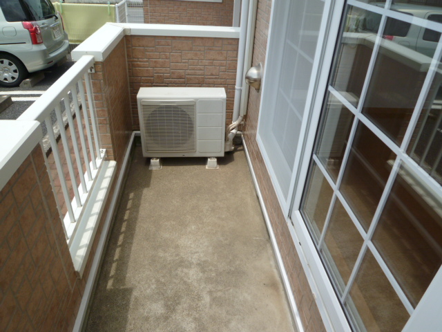 13/22 バルコニー