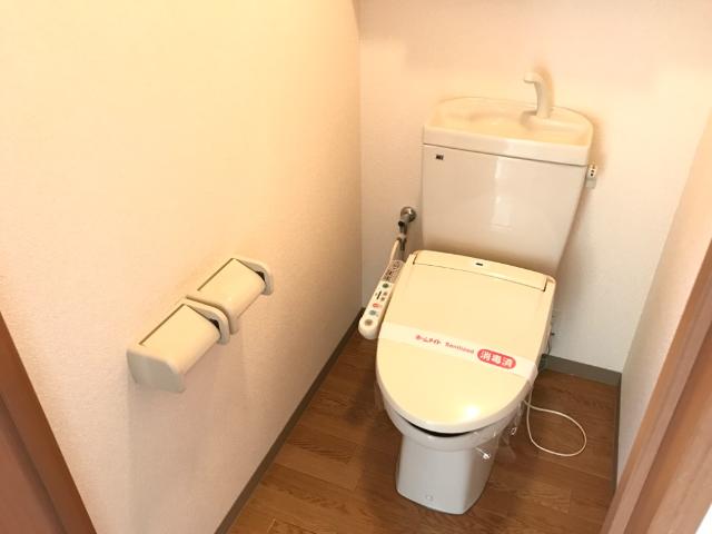 16/25 トイレ