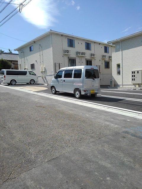 14/20 駐車場