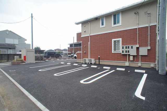 14/20 駐車場