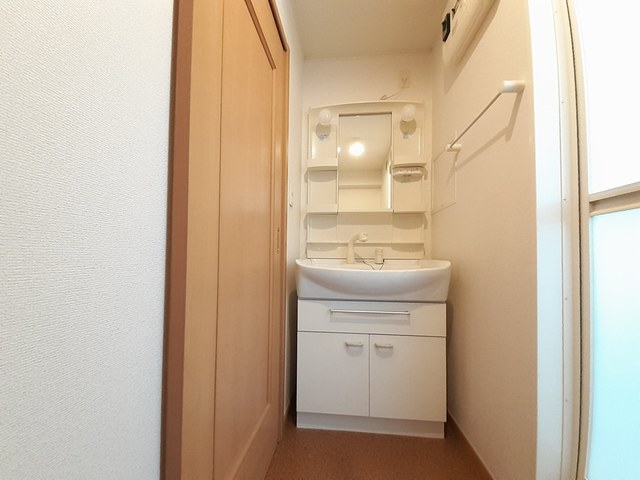 18/30 洗面