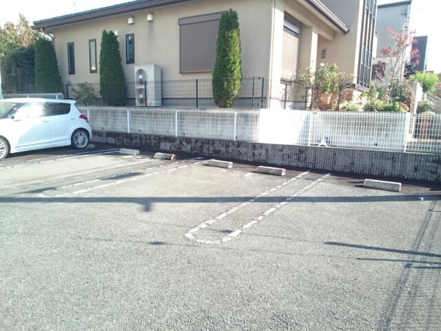 14/20 駐車場