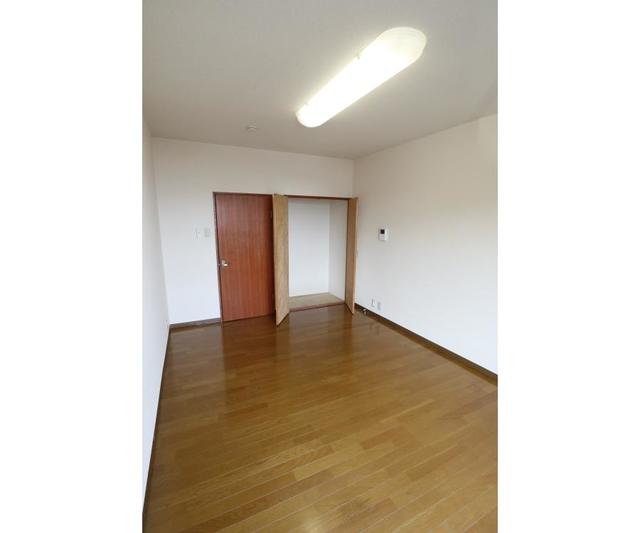 13/30 リビング/ダイニング