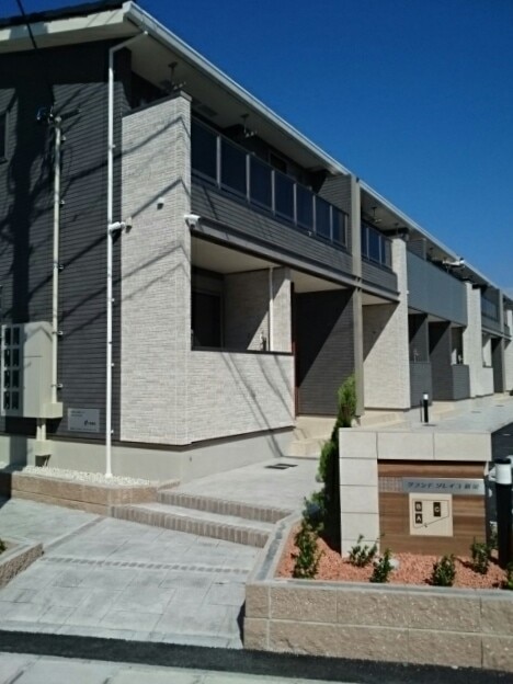 14/20 エントランス