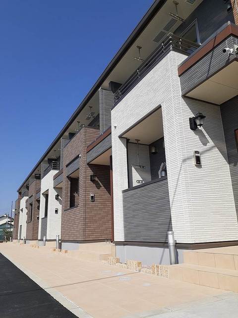 14/23 エントランス