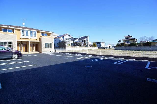 14/20 駐車場