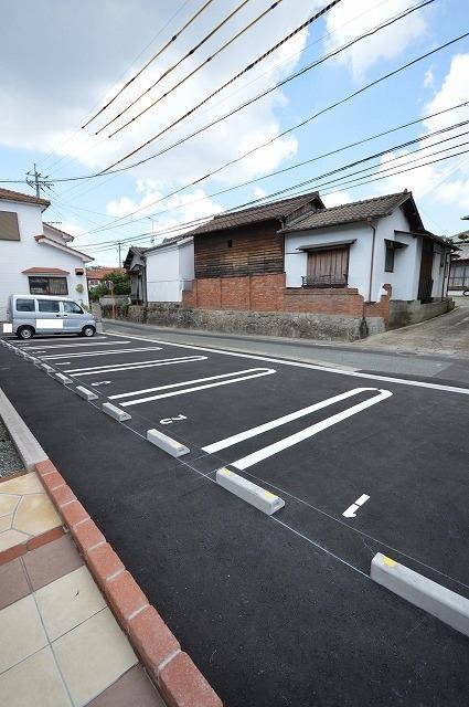 2/8 駐車場