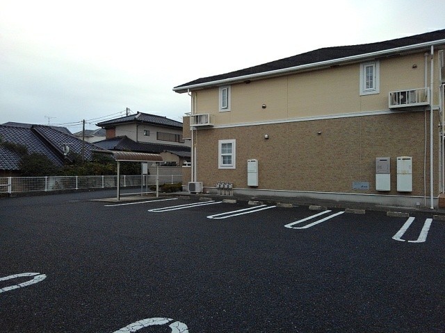 14/20 駐車場