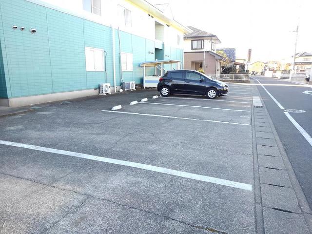 14/20 駐車場