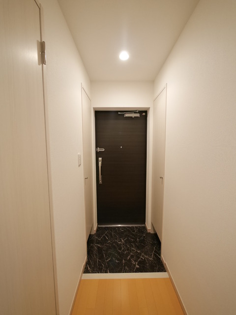 13/30 玄関