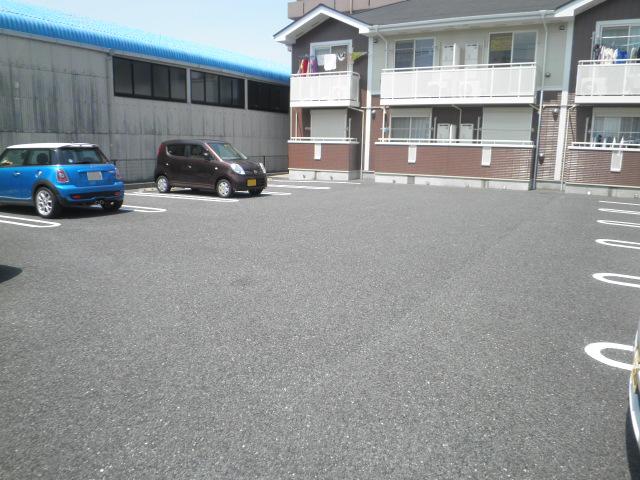 21/29 駐車場
