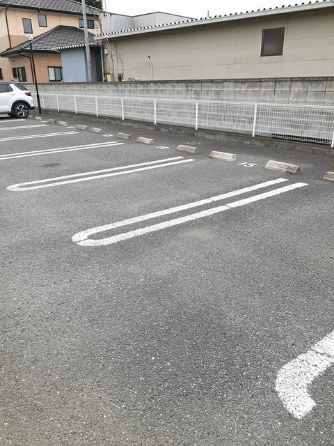 14/20 駐車場