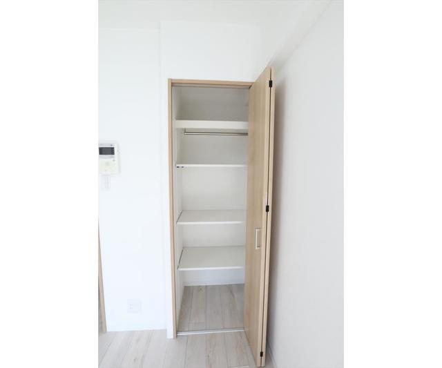 13/29 リビング/ダイニング