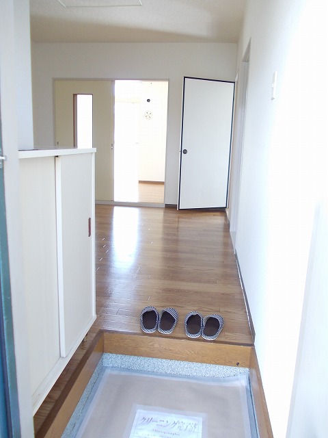 5/22 玄関