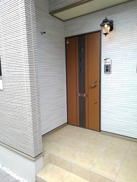 14/20 エントランス