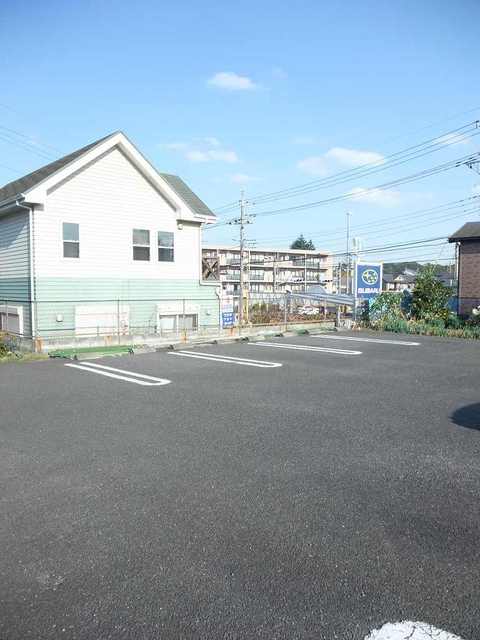 14/21 駐車場