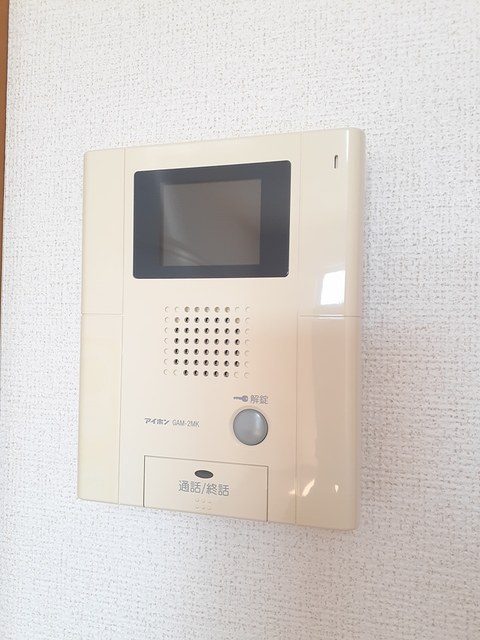 22/28 エントランス