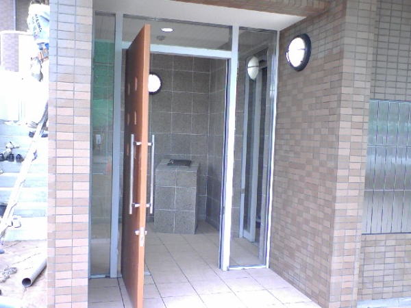 2/10 エントランス