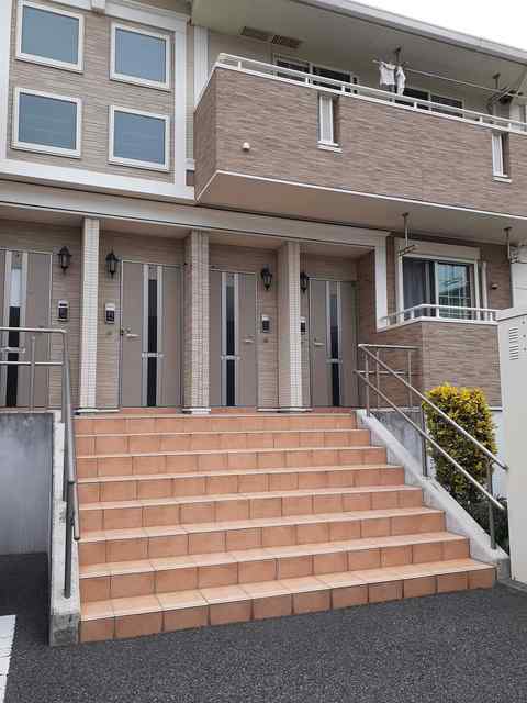 16/22 エントランス