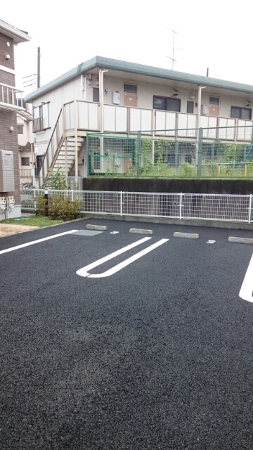 18/24 エントランス