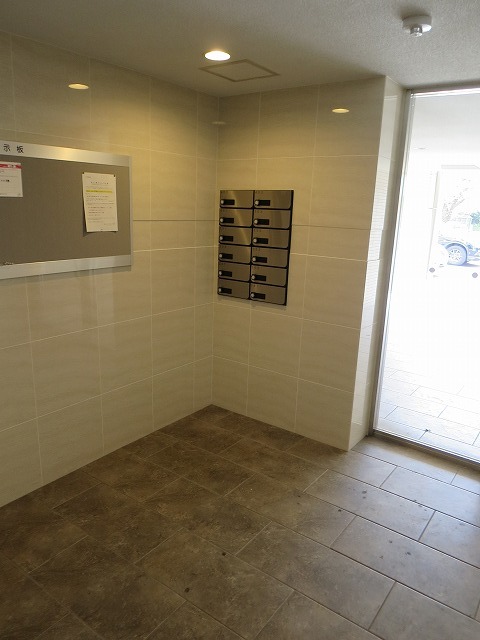 14/21 エントランス