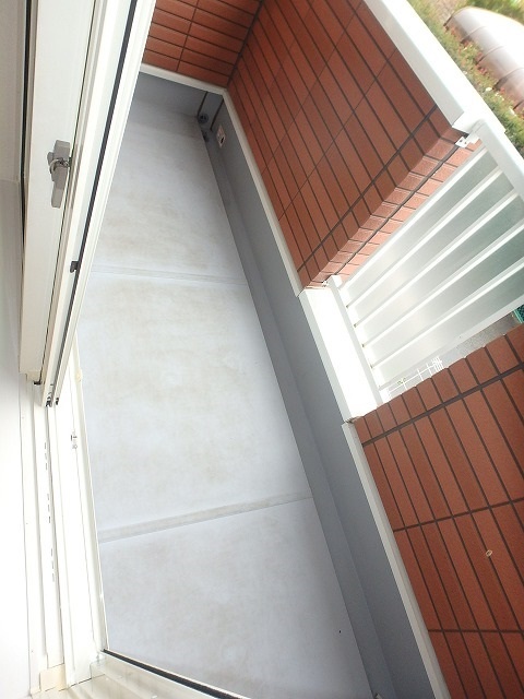 14/23 バルコニー