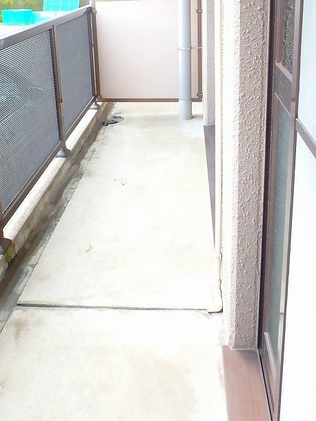 17/26 バルコニー