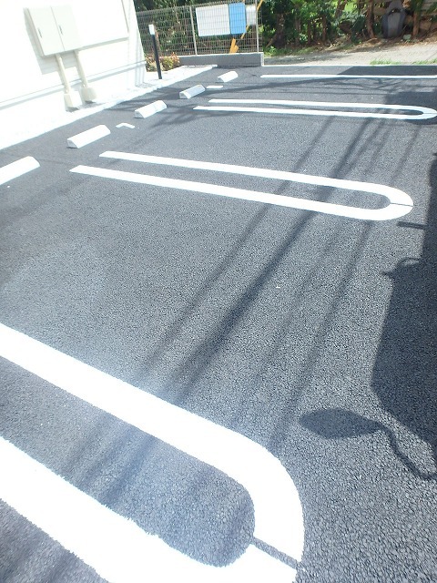 16/22 駐車場