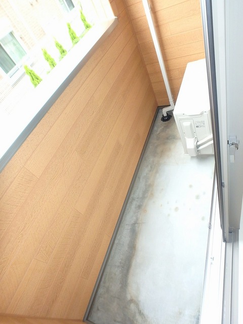 21/30 バルコニー